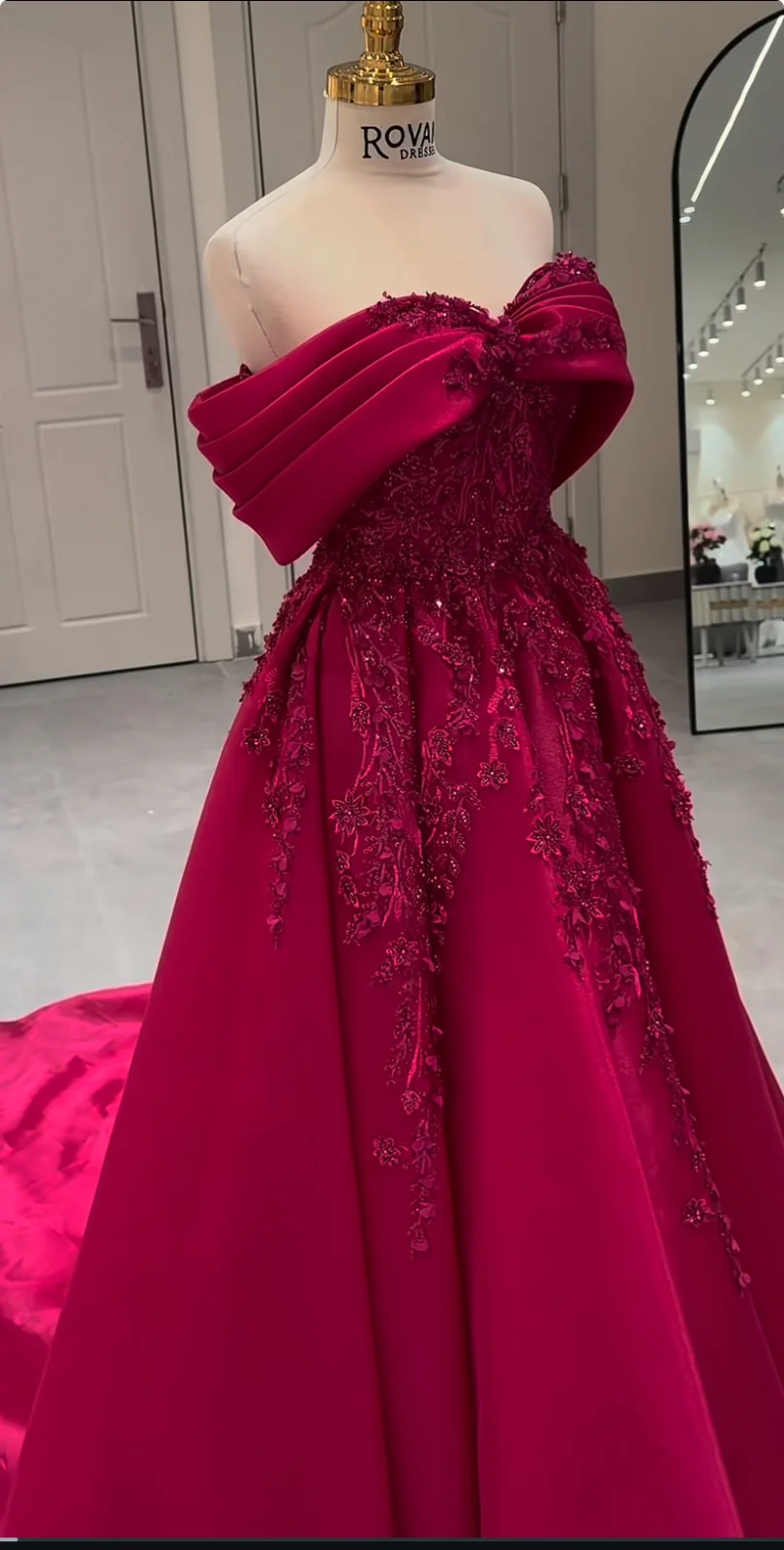 Rovan Dresses